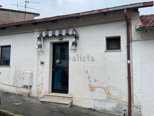 locale commerciale in vendita a Cerchio