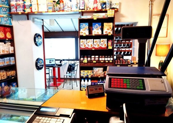 locale commerciale in vendita a Cerchio