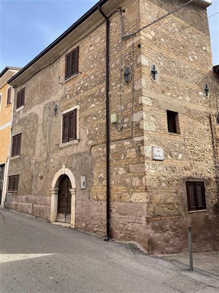 casa indipendente in vendita a Cerchio