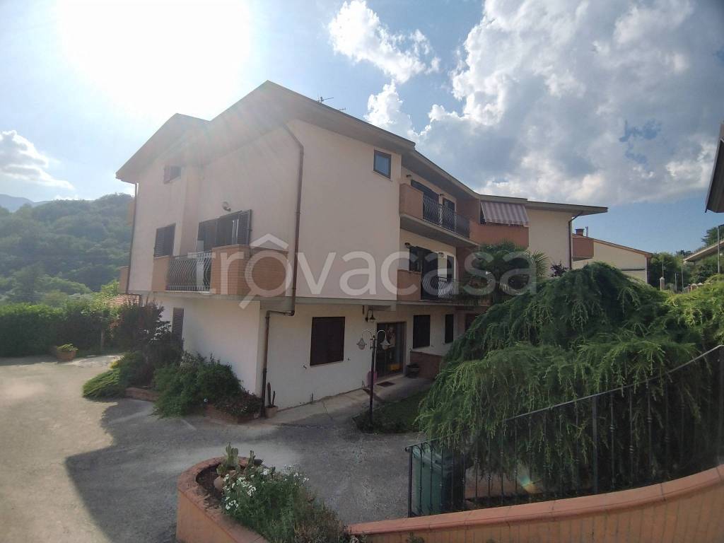 appartamento in vendita a Civita d'Antino in zona Civita d'Antino Scalo