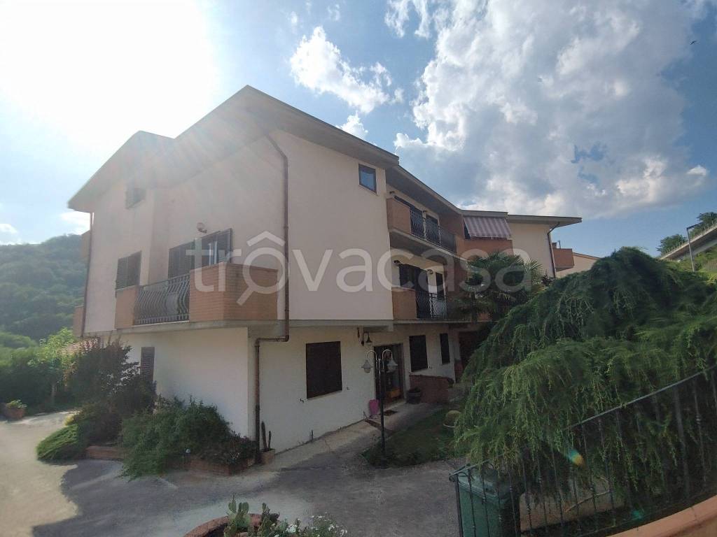 appartamento in vendita a Civita d'Antino in zona Civita d'Antino Scalo