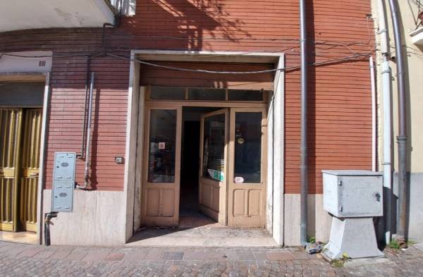 negozio in vendita a Civitella Roveto