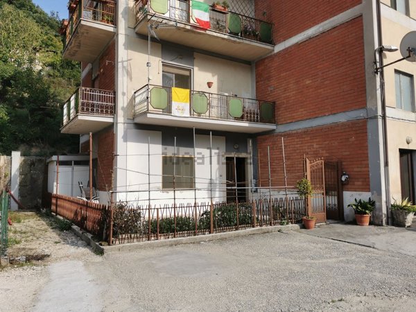appartamento in vendita a Civitella Roveto