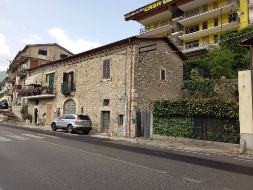 appartamento in vendita a Civitella Roveto