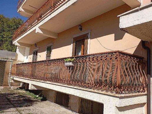 appartamento in vendita a Civitella Roveto