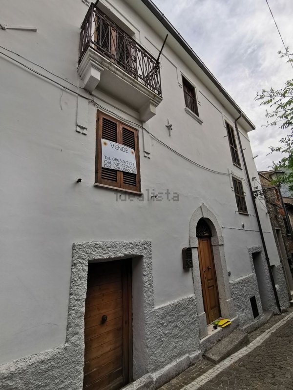 casale in vendita a Civitella Roveto