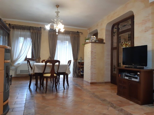 appartamento in vendita a Civitella Roveto