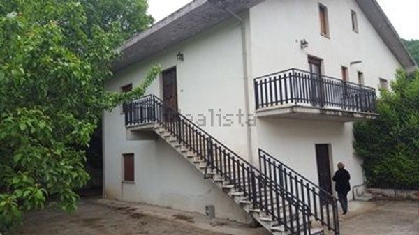 appartamento in vendita a Civitella Roveto