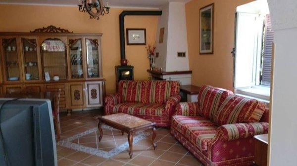 appartamento in vendita a Civitella Roveto