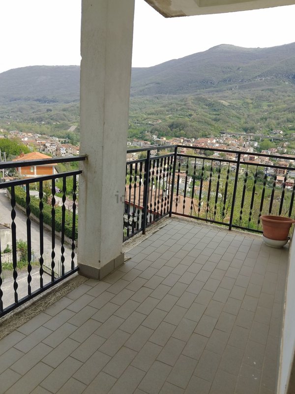 appartamento in vendita a Civitella Roveto