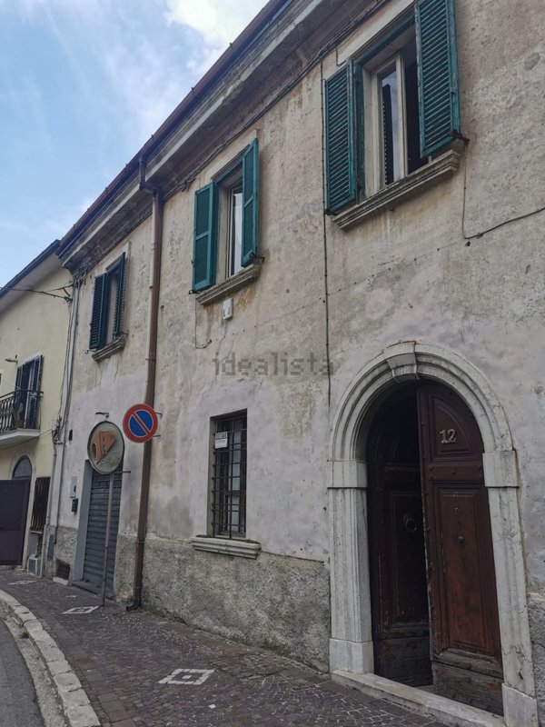 appartamento in vendita a Civitella Roveto