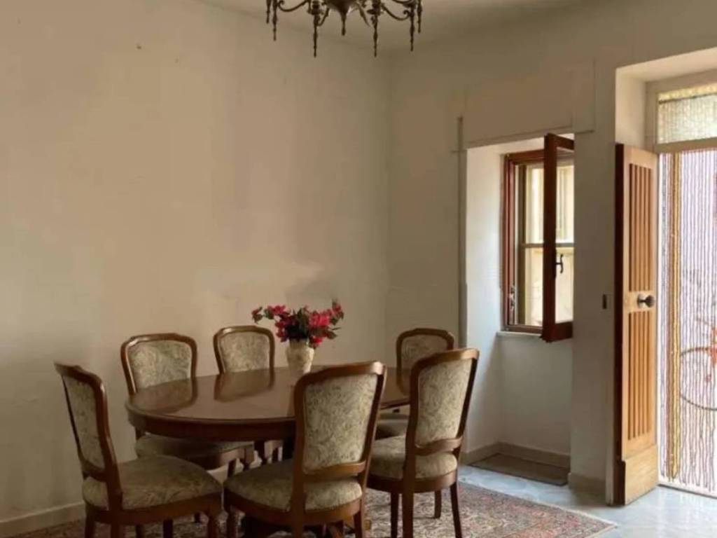 casa indipendente in vendita a Collarmele