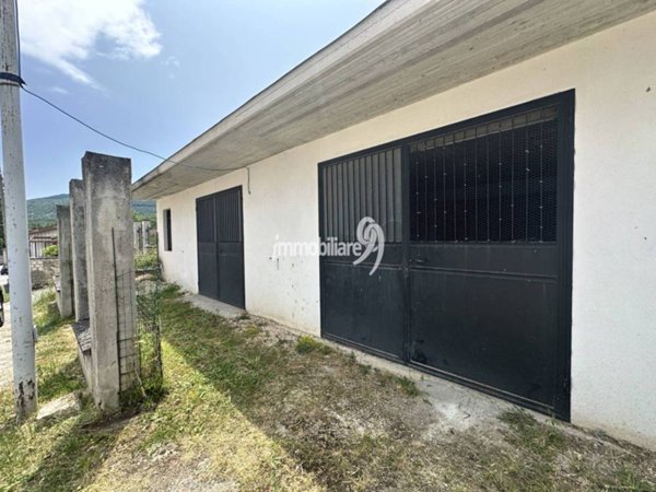 casa semindipendente in vendita a Collarmele