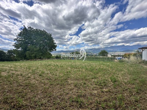 terreno edificabile in vendita a Collarmele