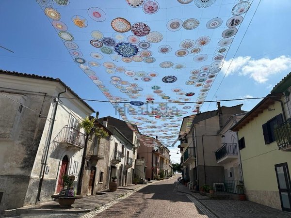 casa indipendente in vendita a Collepietro