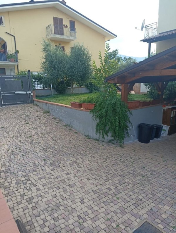 casa indipendente in vendita a Corfinio