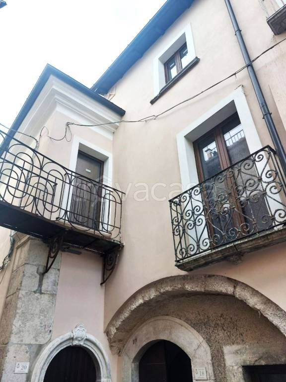 appartamento in vendita a Corfinio