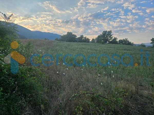 terreno in vendita a Corfinio