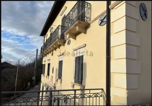 casa indipendente in vendita a Fagnano Alto