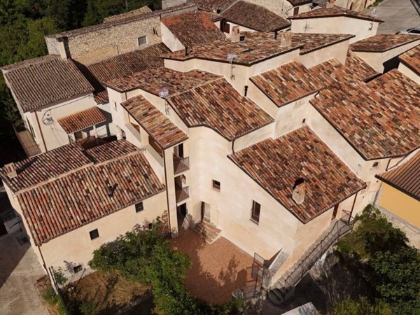 casa indipendente in vendita a Fagnano Alto in zona Ripa