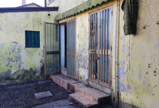 casa indipendente in vendita a Fossa
