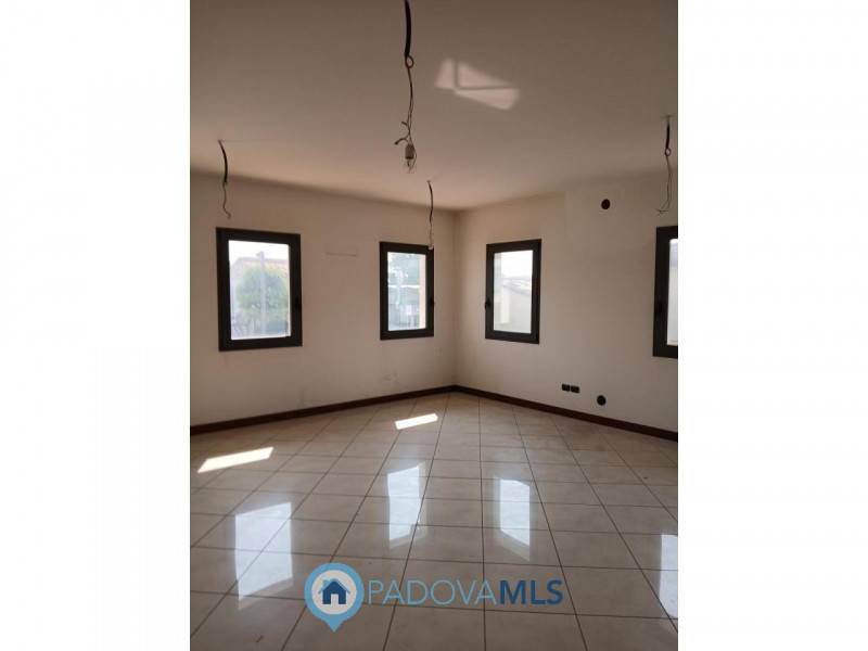 attico in vendita a Fossa