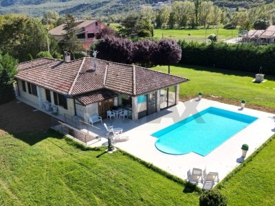 casa indipendente in vendita a Fossa