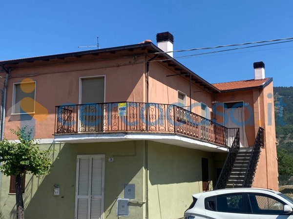 appartamento in vendita a Gioia dei Marsi