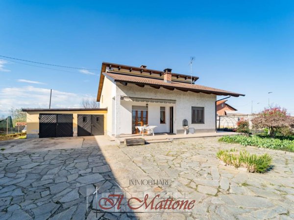 casa indipendente in vendita a Monasterolo di Savigliano