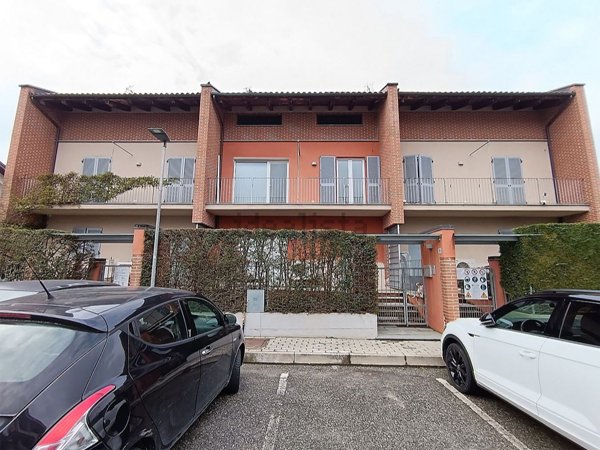 casa indipendente in vendita a Monasterolo di Savigliano