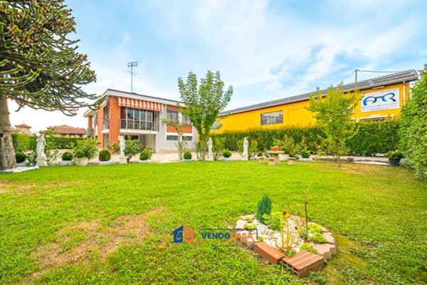 casa indipendente in vendita a Monasterolo di Savigliano