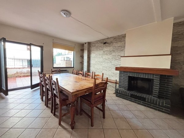 casa indipendente in vendita ad Introdacqua