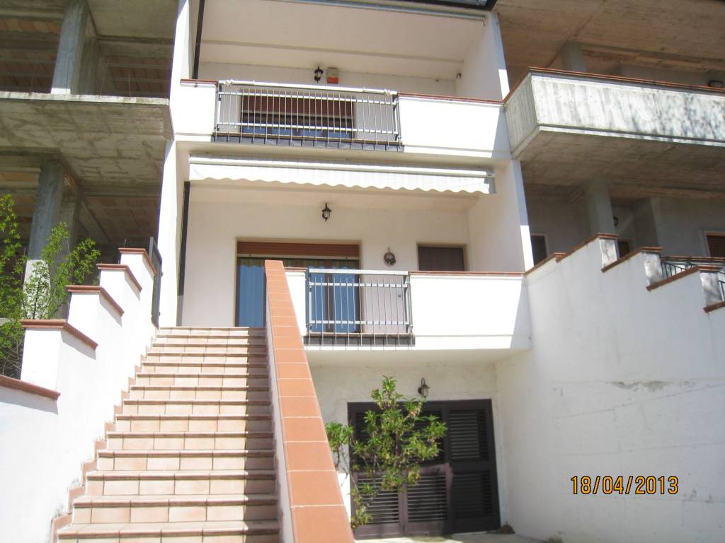 casa indipendente in vendita ad Introdacqua