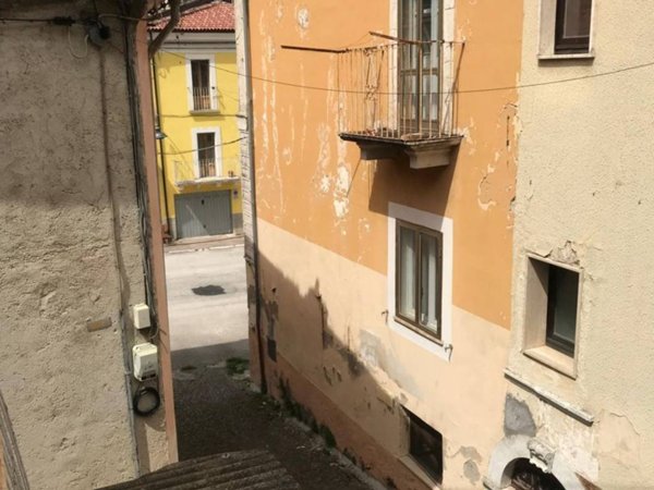appartamento in vendita ad Introdacqua