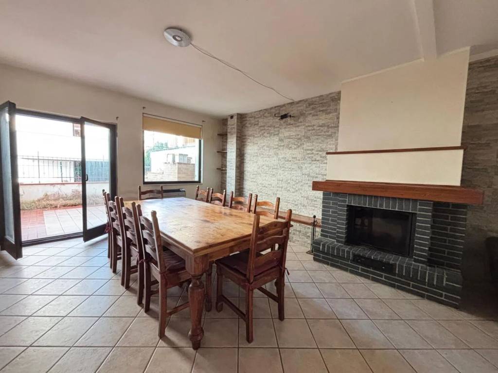 casa indipendente in vendita ad Introdacqua