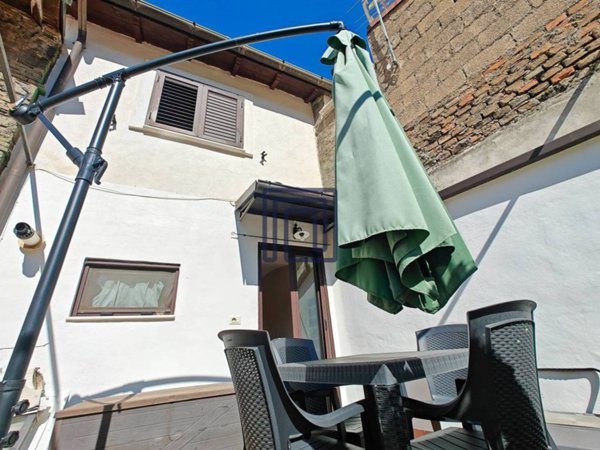 casa indipendente in vendita ad Introdacqua