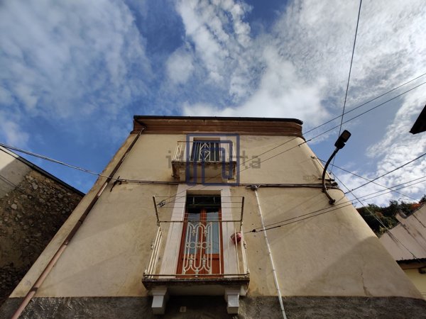 appartamento in vendita ad Introdacqua