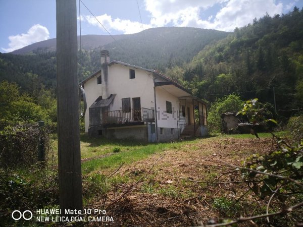 appartamento in vendita ad Introdacqua