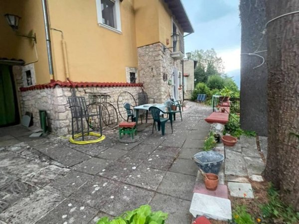 appartamento in vendita ad Introdacqua in zona Santa Maria Frascati