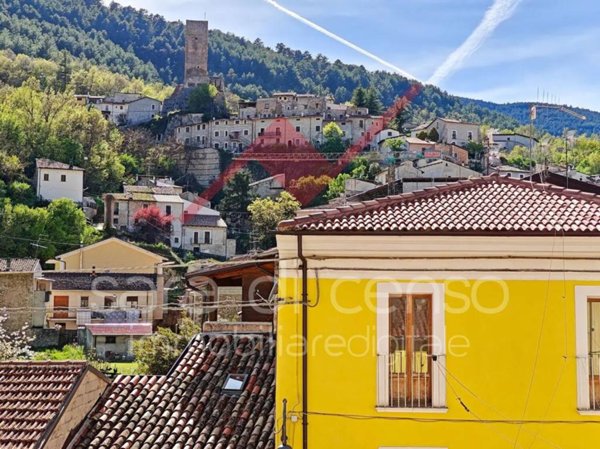 casa indipendente in vendita ad Introdacqua in zona Santa Maria Frascati