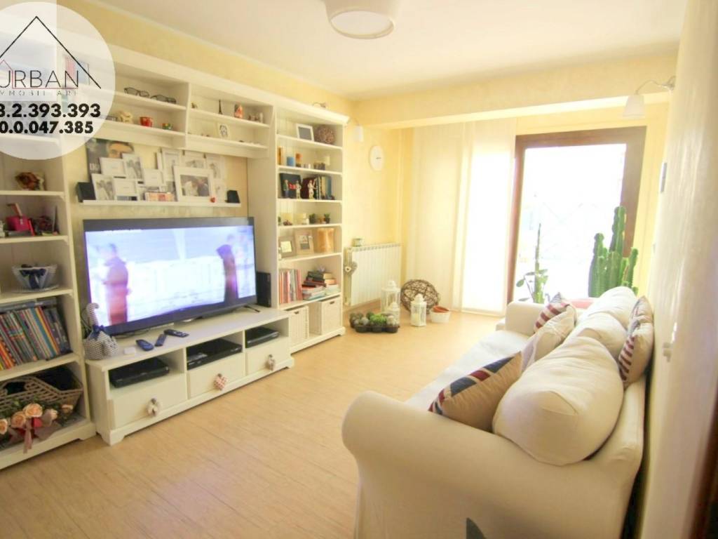 casa indipendente in vendita a L'Aquila in zona Cansatessa