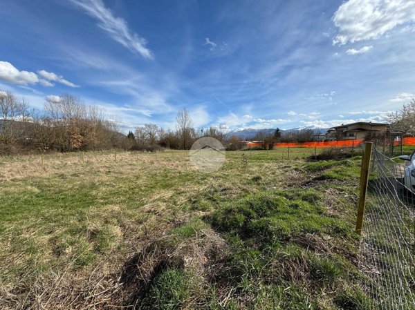 casa indipendente in vendita a L'Aquila in zona Preturo