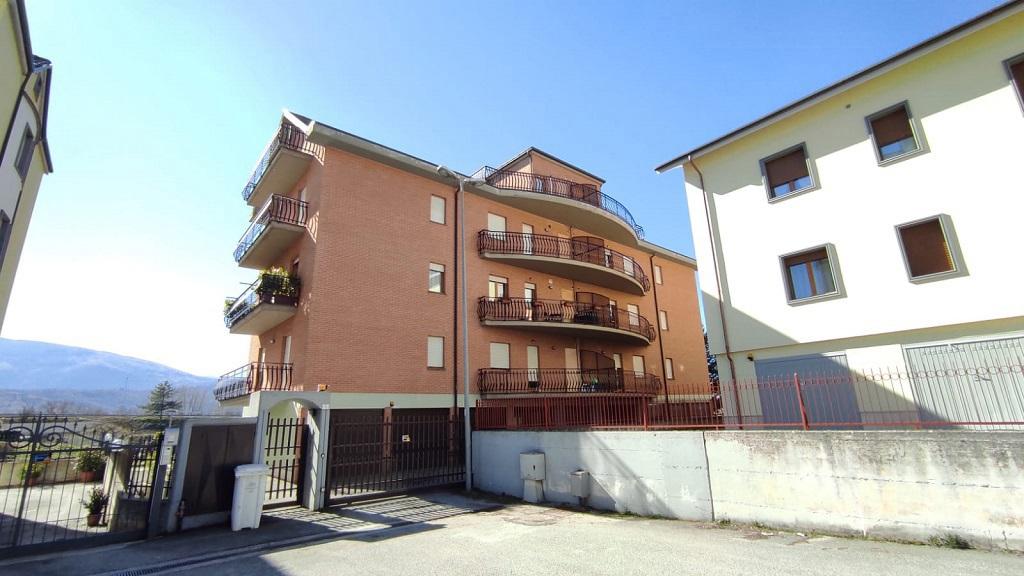 appartamento in vendita a L'Aquila in zona Pettino