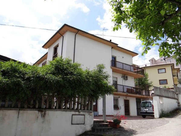 appartamento in vendita a L'Aquila in zona Pianola