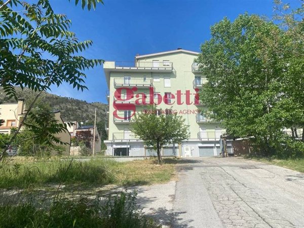 appartamento in vendita a L'Aquila in zona Pettino