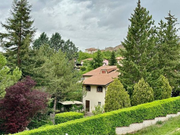casa indipendente in vendita a L'Aquila in zona Paganica