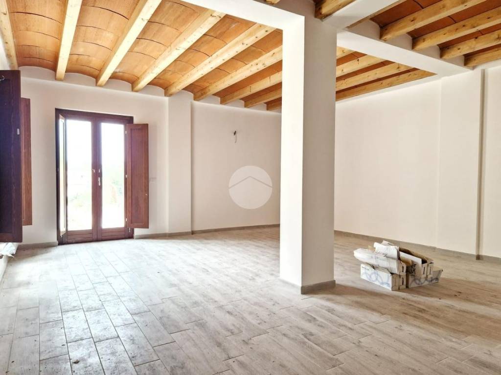 casa indipendente in vendita a L'Aquila in zona Centro Città