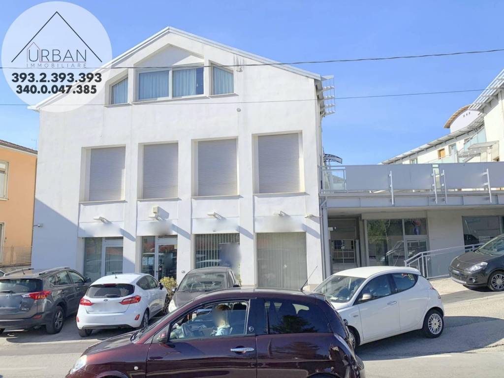 ufficio in vendita a L'Aquila in zona Torrione