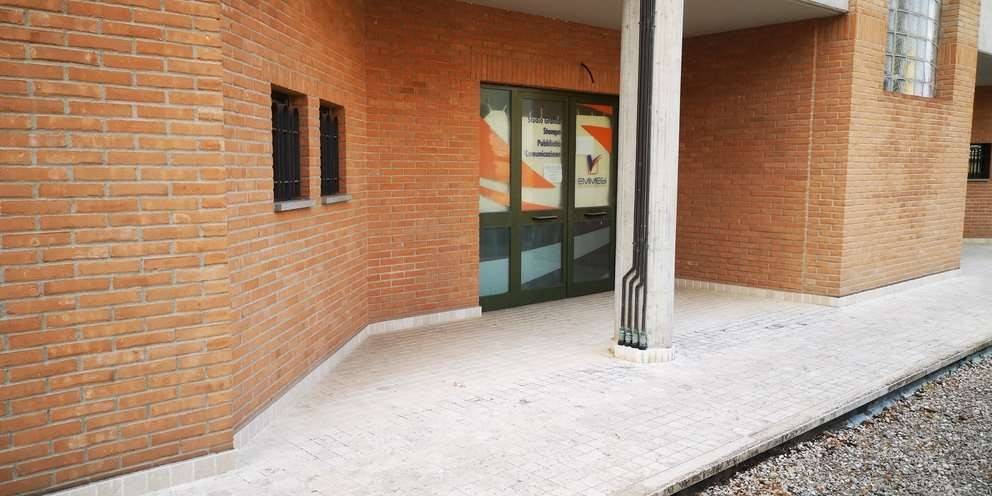 negozio in vendita a L'Aquila in zona San Sisto