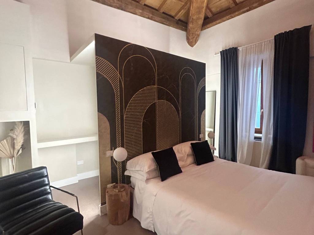 intera palazzina in vendita a L'Aquila in zona Centro Città